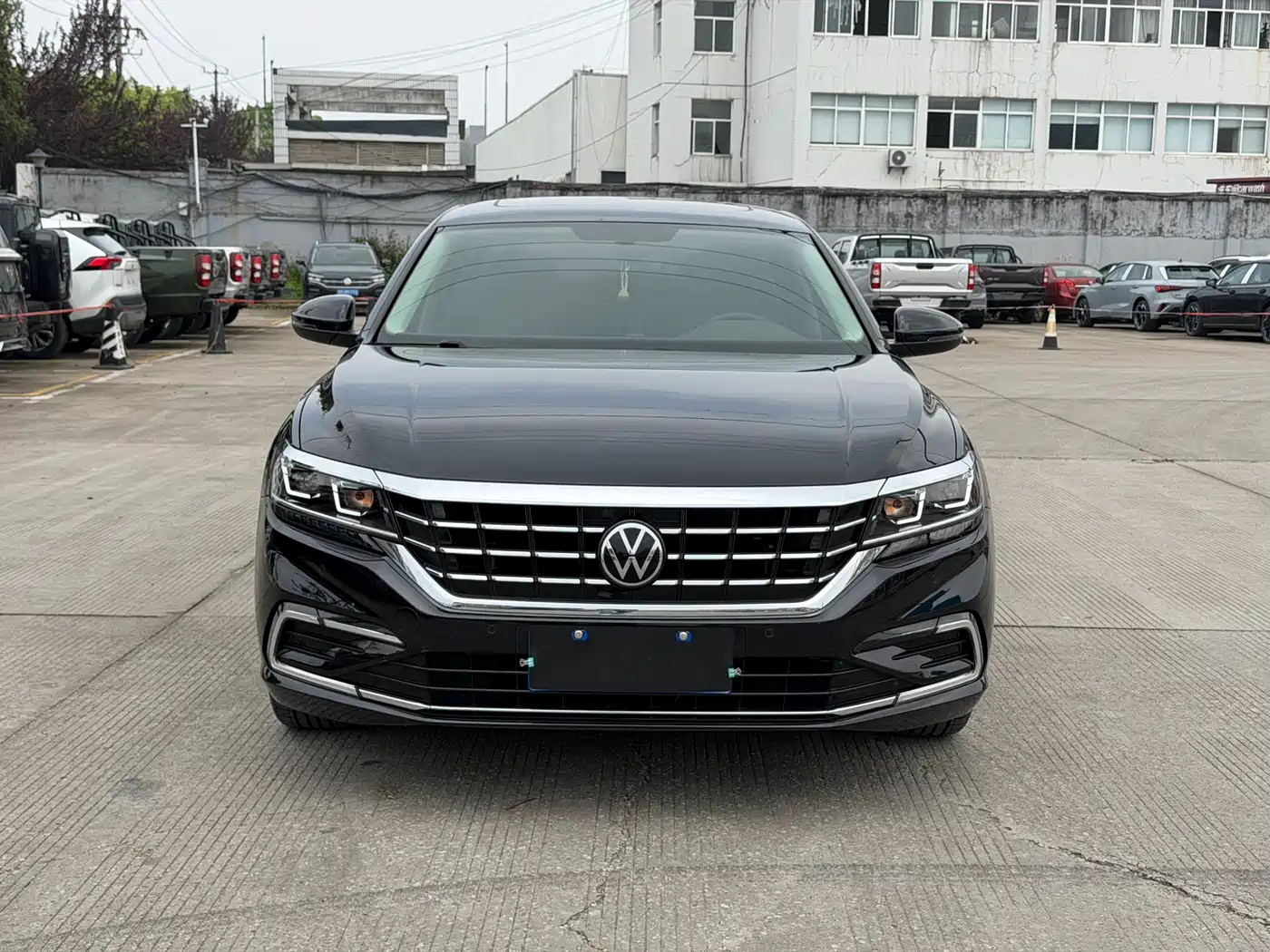 Volkswagen Passat 2021 Model 330TSI Elite Edition фото 2