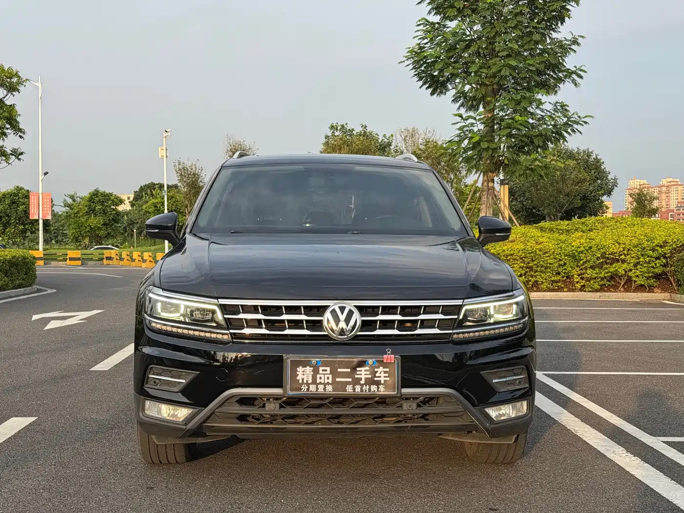 صورة 2 - Volkswagen Tiguan L