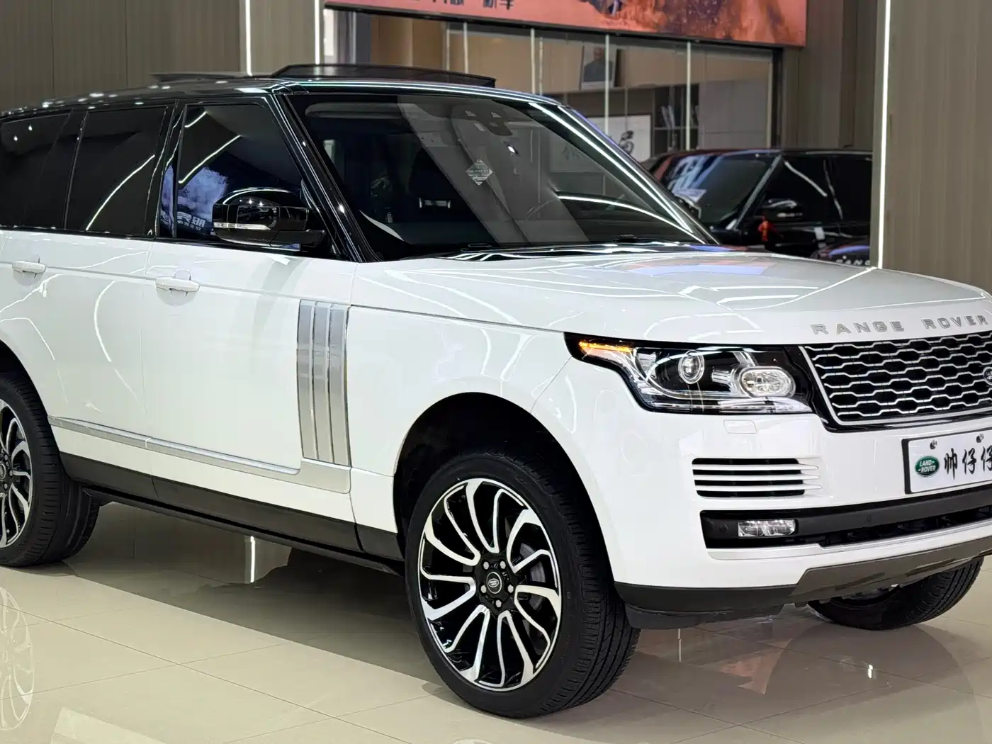 Land Rover Range Rover 2017 3.0 SC V6 Vogue фото 20