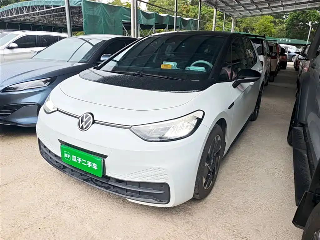 Volkswagen ID.3 2023 Upgraded Pure Intelligence Edition фото 2