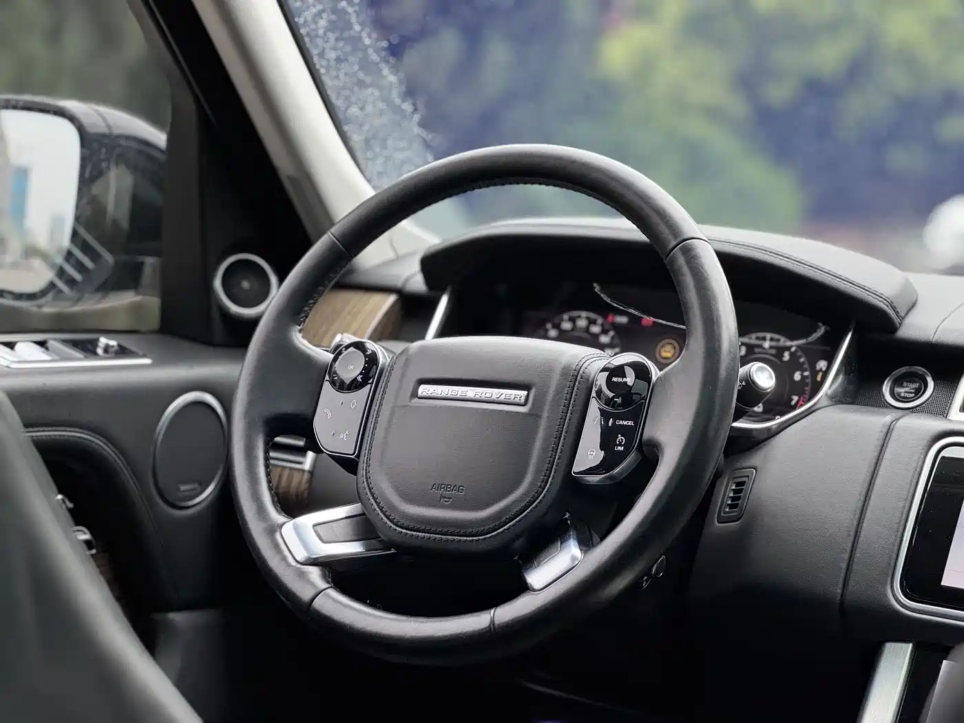 Land Rover Range Rover 2019 3.0 SCV6 Heritage Edition фото 10