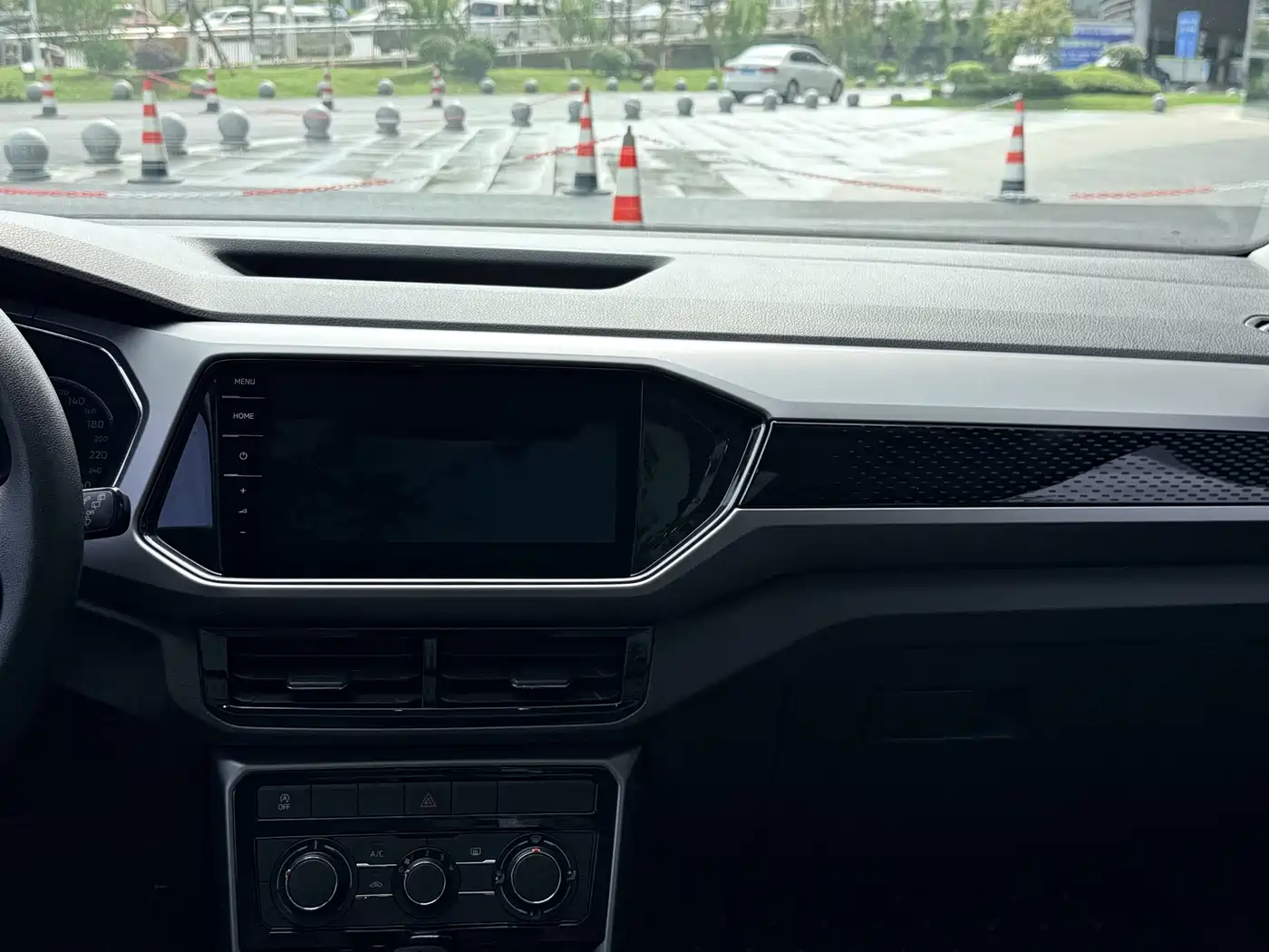 Volkswagen T-Cross 2021 280TSI DSG Comfort Edition фото 15