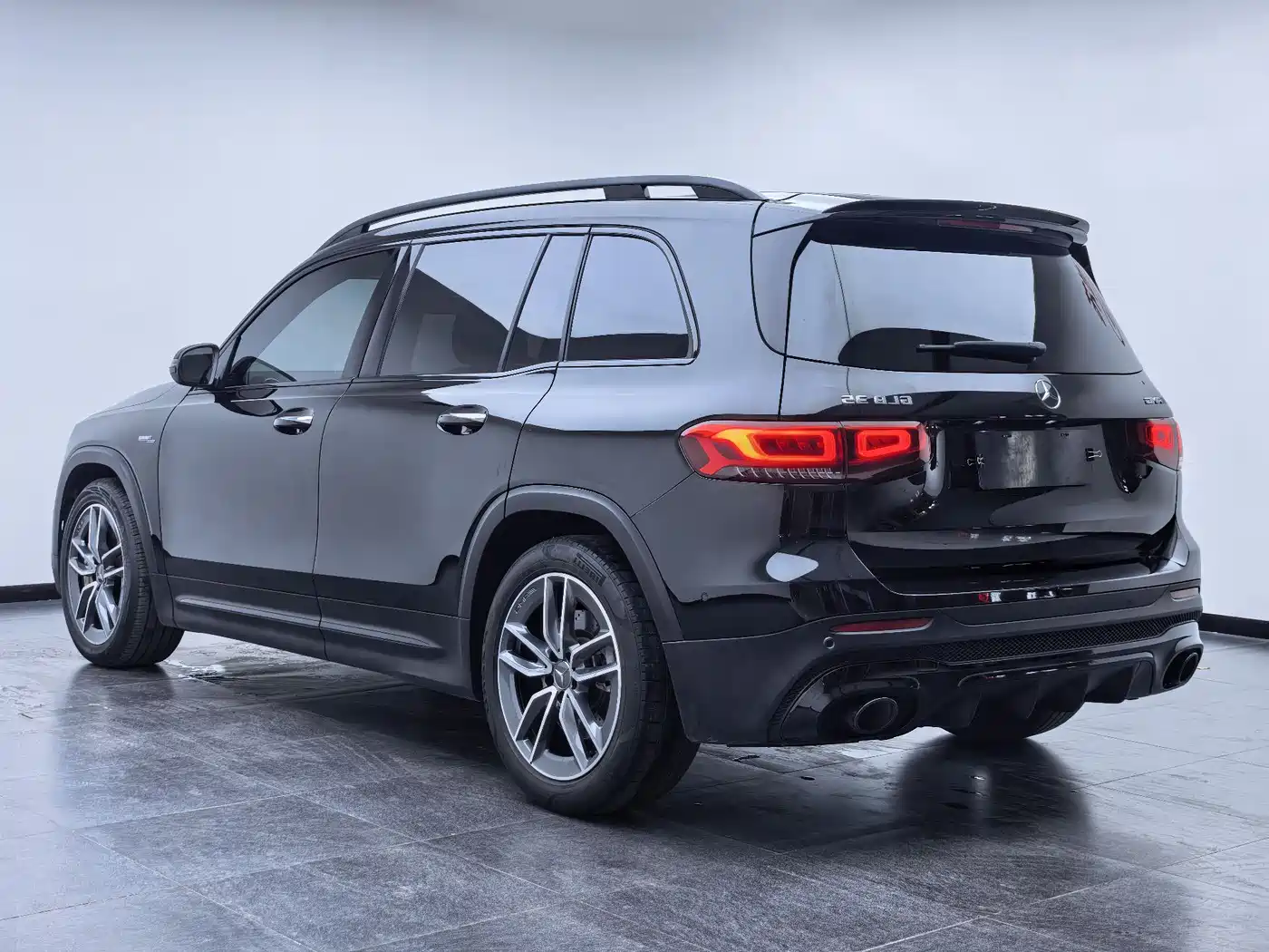 Mercedes-Benz GLB AMG 2023 Model AMG GLB 35 4MATIC фото 19