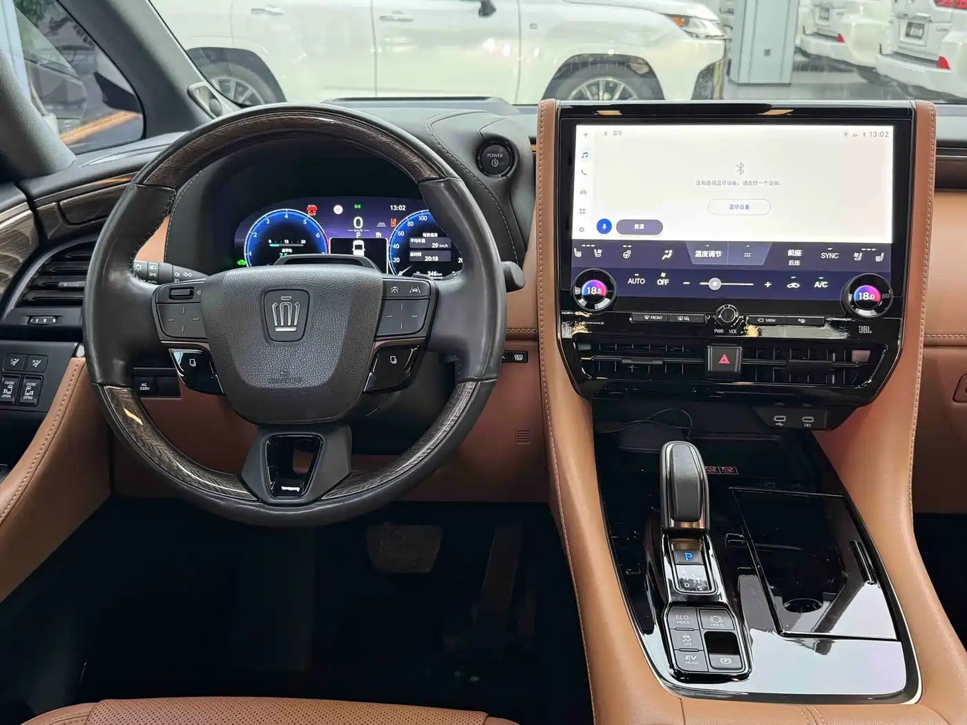 Toyota Vellfire 2024 Crown Hybrid 2.5L Executive Premium Edition фото 12