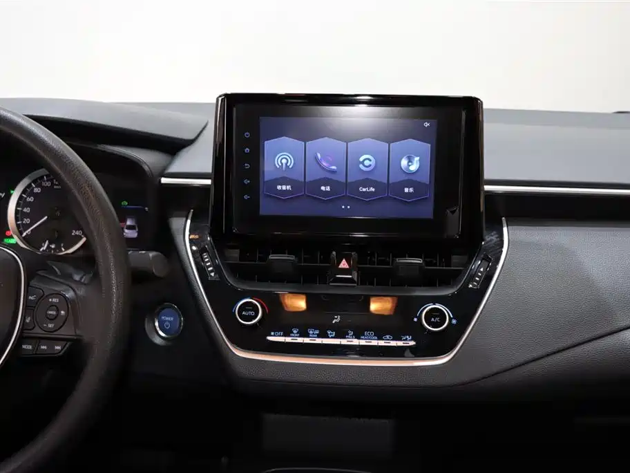 Toyota Corolla 2021 Hybrid 1.8L E-CVT Pioneer Edition фото 14
