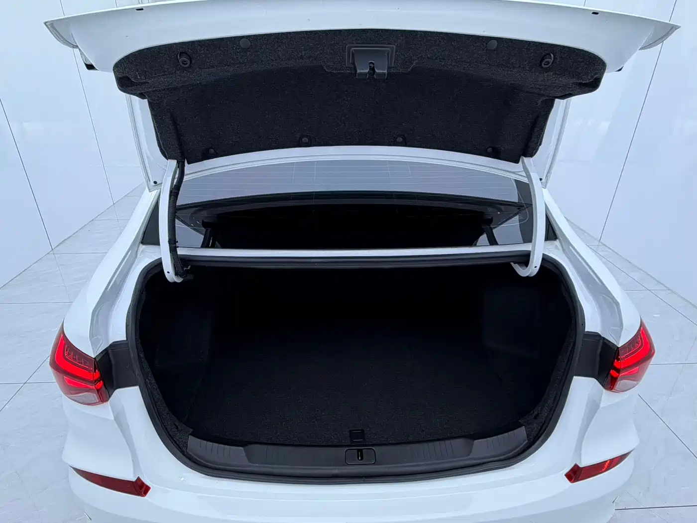 Chevrolet Monza 2022 320 Automatic Enjoyment Sunroof Edition фото 15