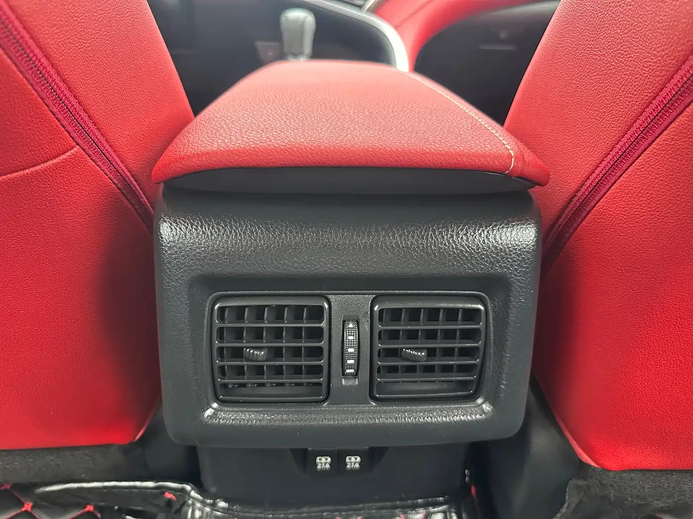 Toyota Camry 2019 2.5S Stylish (China V) фото 8