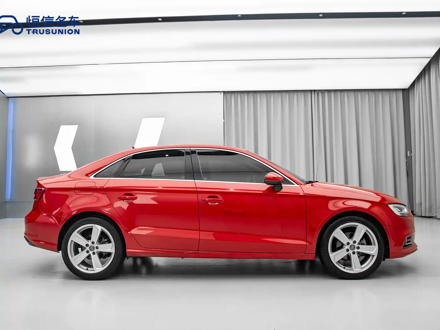 Audi A3 2018 30th Anniversary Limousine 35 TFSI Style фото 7