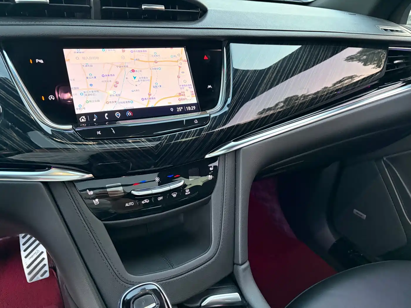 Cadillac XT6 2022 2.0T 6-Seater 4WD Luxury Edition фото 6
