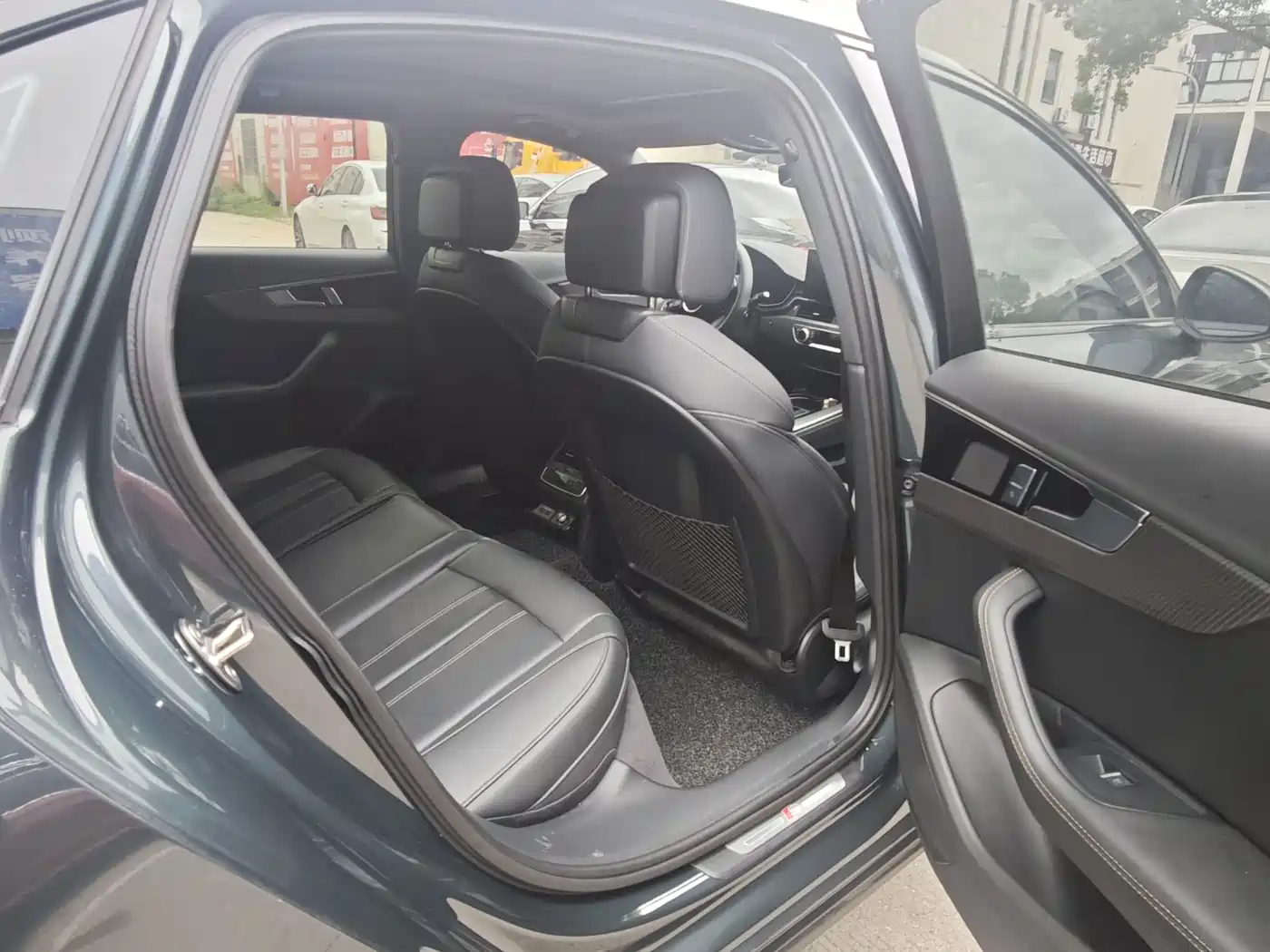 Audi A4L 2025 2024 40 TFSI Fashion Dynamic