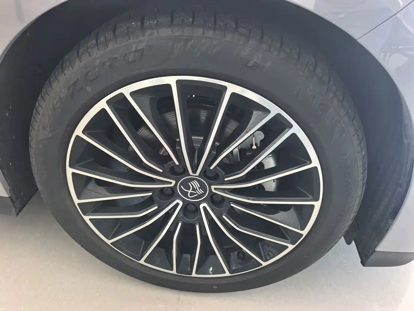 BYD Han 2025 2025 DM-i Smart Driving Edition 125KM LiDAR Flagship