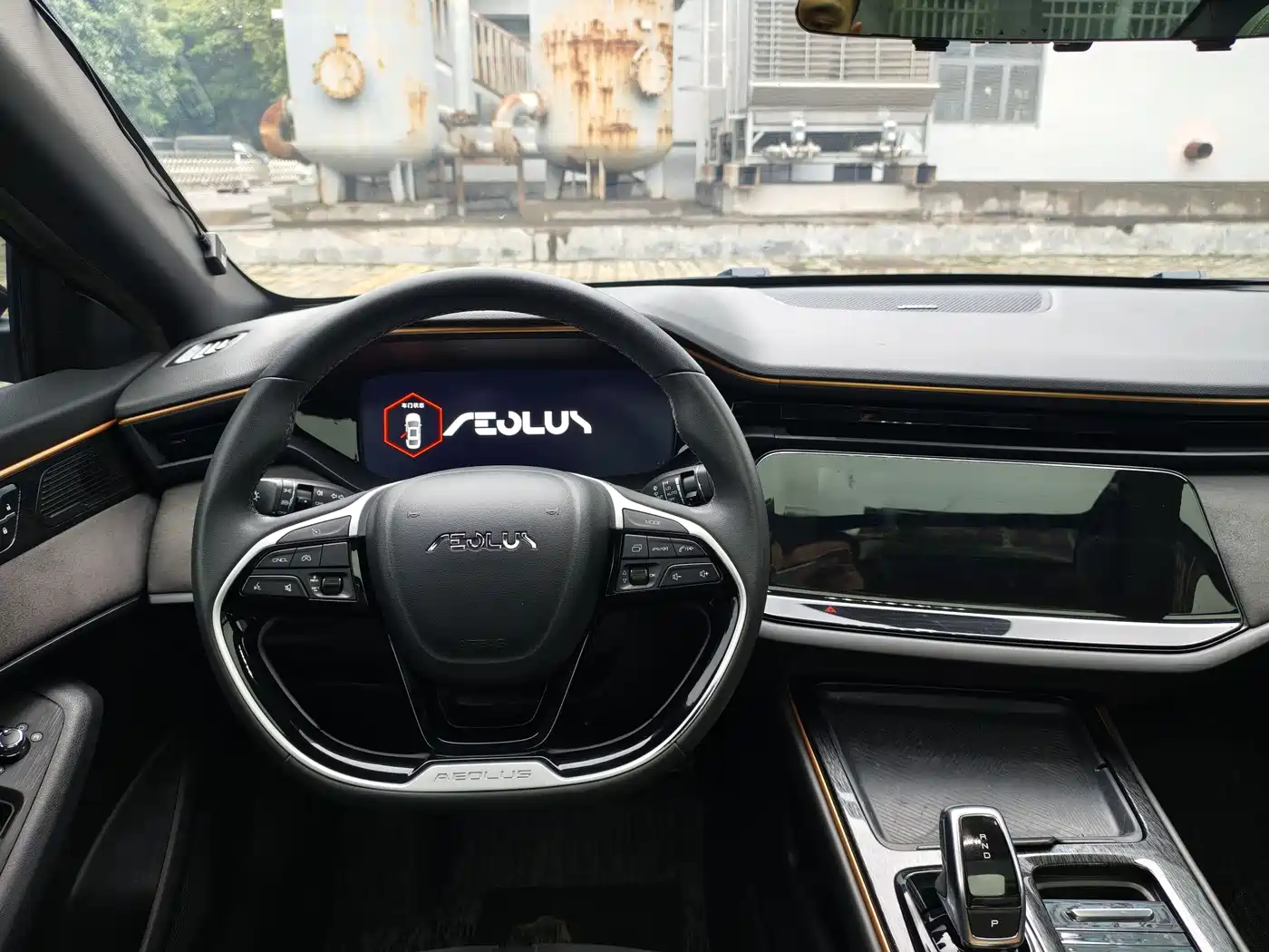 DONGFENG YI HYUN MAX