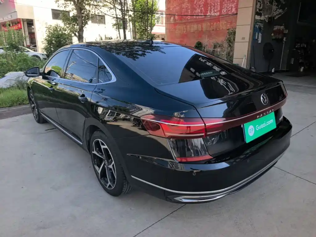 Фото 5 - Volkswagen Passat