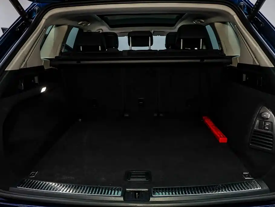 Volkswagen Touareg 2023 2022 3.0TSI Rui Xiang Edition Gloss Black Sport Package