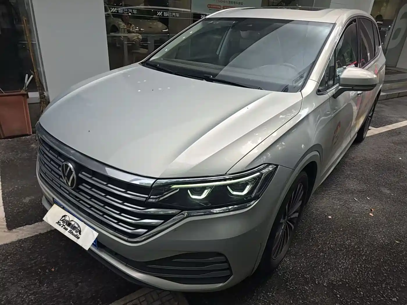 Фото 2 - Volkswagen Viloran