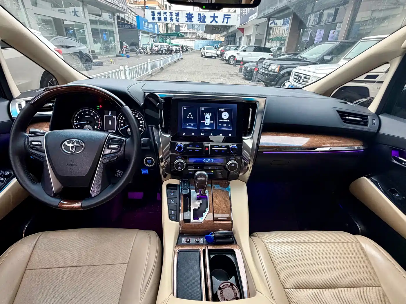 Toyota Alphard 2015 3.5L Premium Edition фото 6
