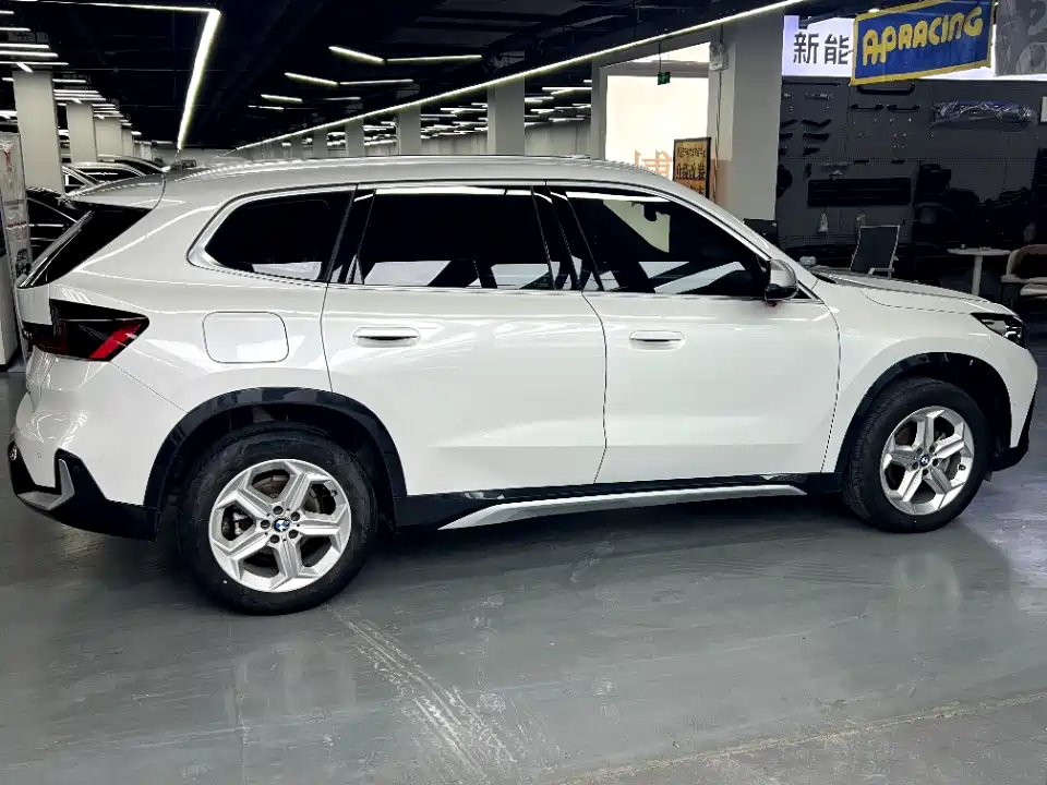 BMW X1 2023 sDrive20Li X Design Package фото 7