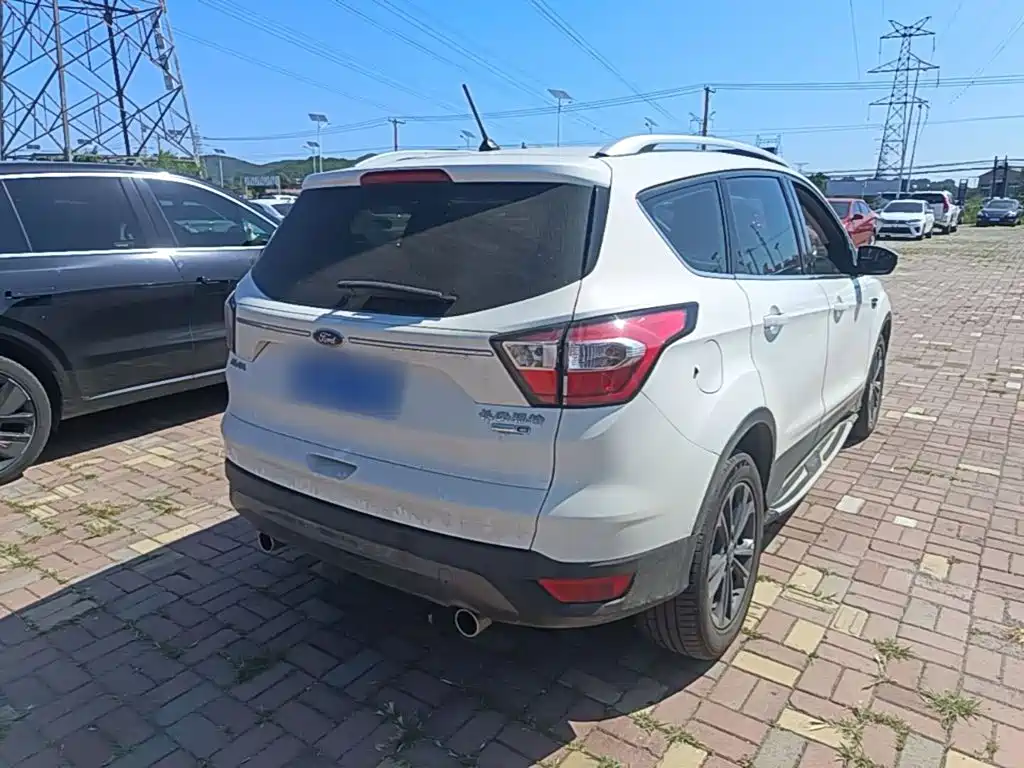 Ford Kuga 2021 2019 EcoBoost 180 2WD Platinum Wing Edition China VI