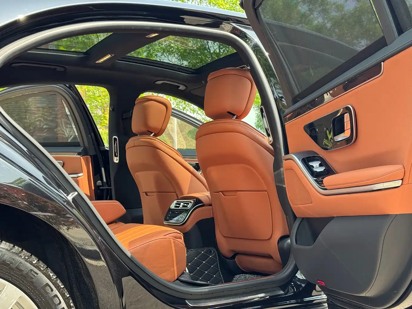 Mercedes-Benz S-Class 2023 Model S 400 L Business Edition фото 12