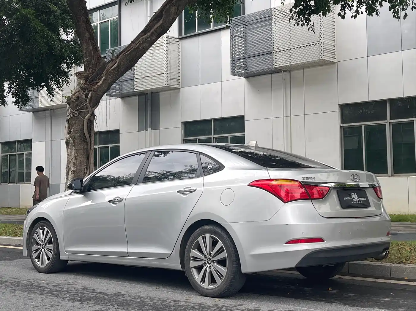 Hyundai Mistra 2014 1.8L Auto Premium DLX фото 4