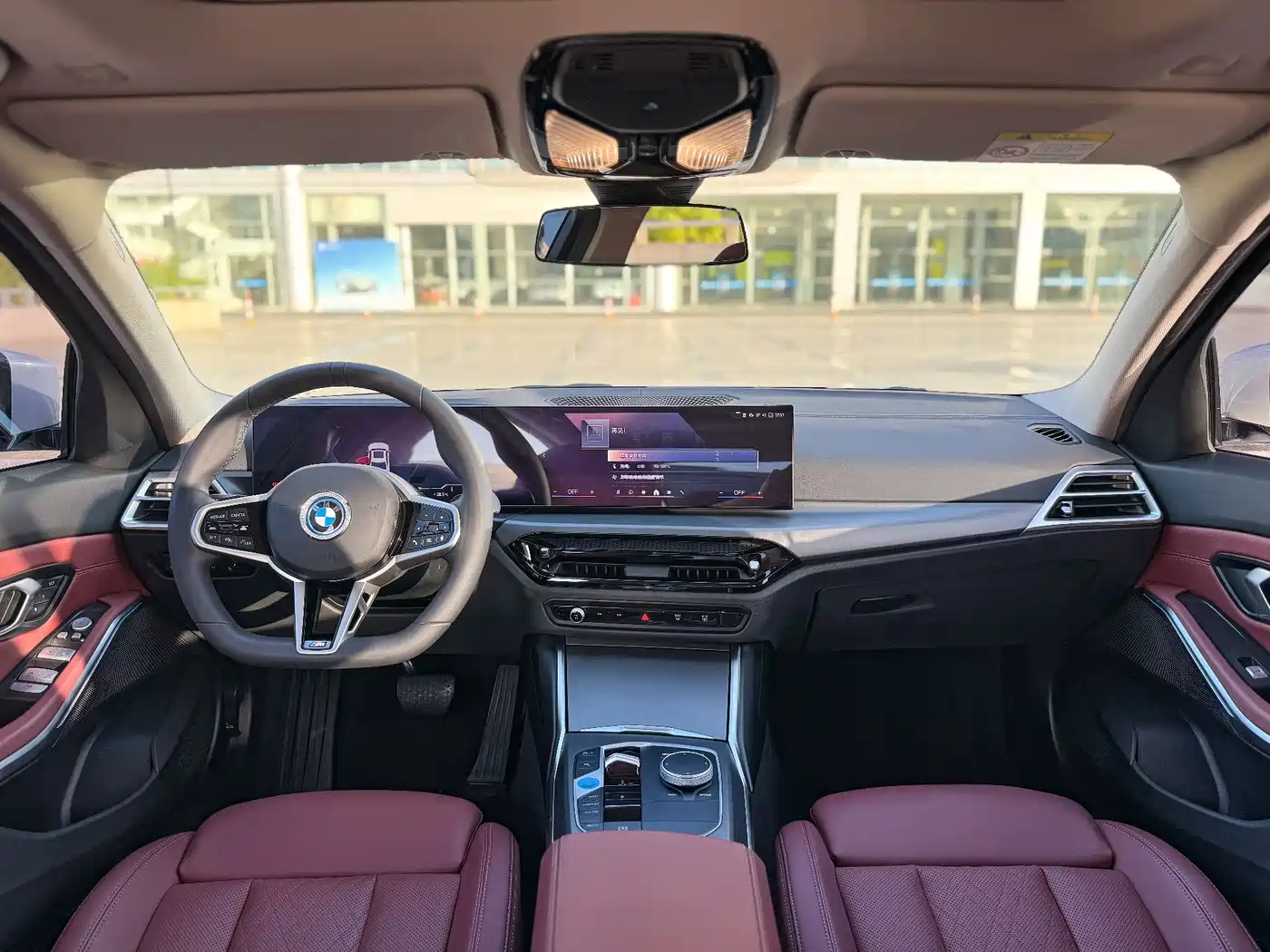 BMW i3 2025 eDrive 35 L фото 11