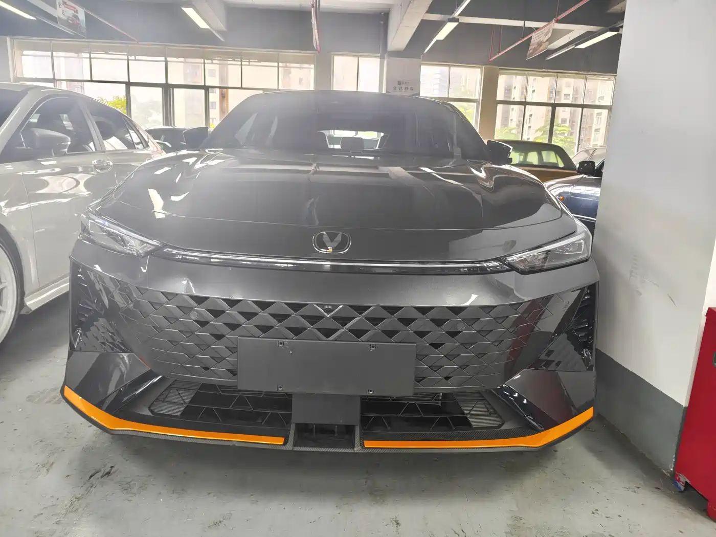 Changan UNI-V 2025 2024 1.5T Deluxe Sport