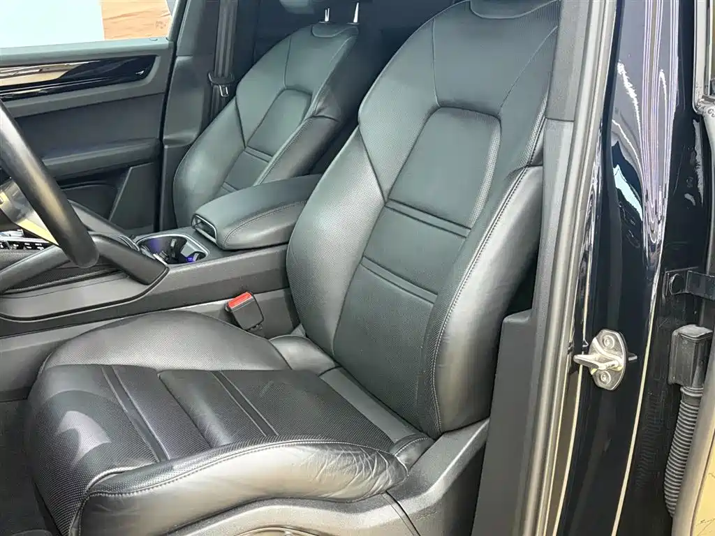 Porsche Cayenne New Energy 2020 Cayenne E-Hybrid 2.0T фото 10