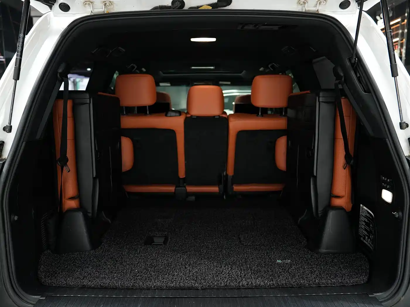Lexus LX 2019 570 Prestige Luxury Edition фото 13