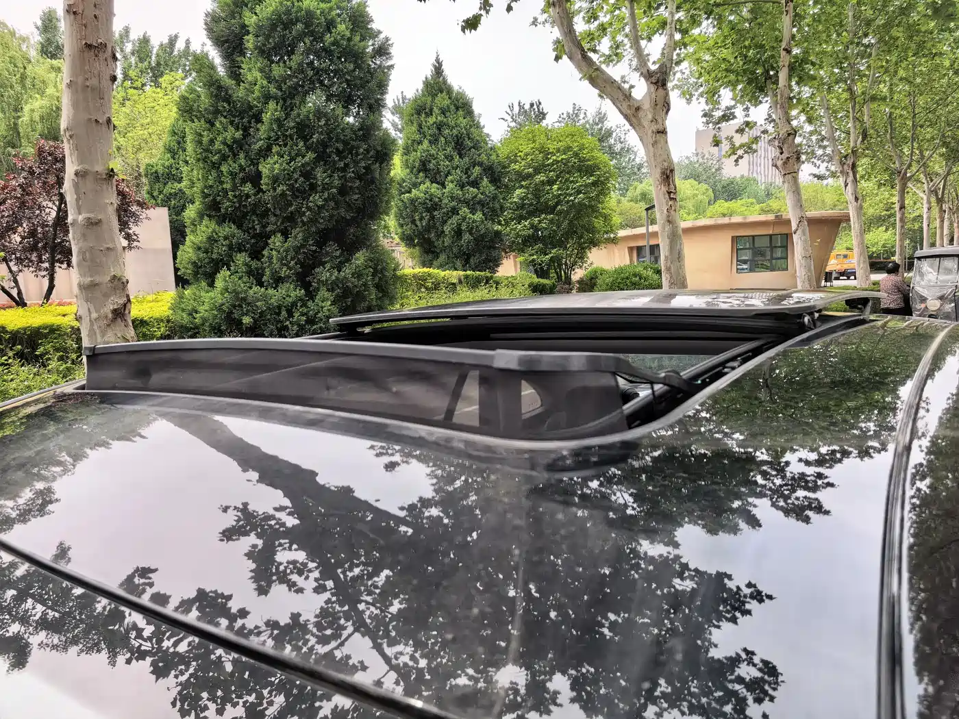 Hongqi H5 2024 1.5T DCT Smart Connect Flag Rhythm Edition фото 13