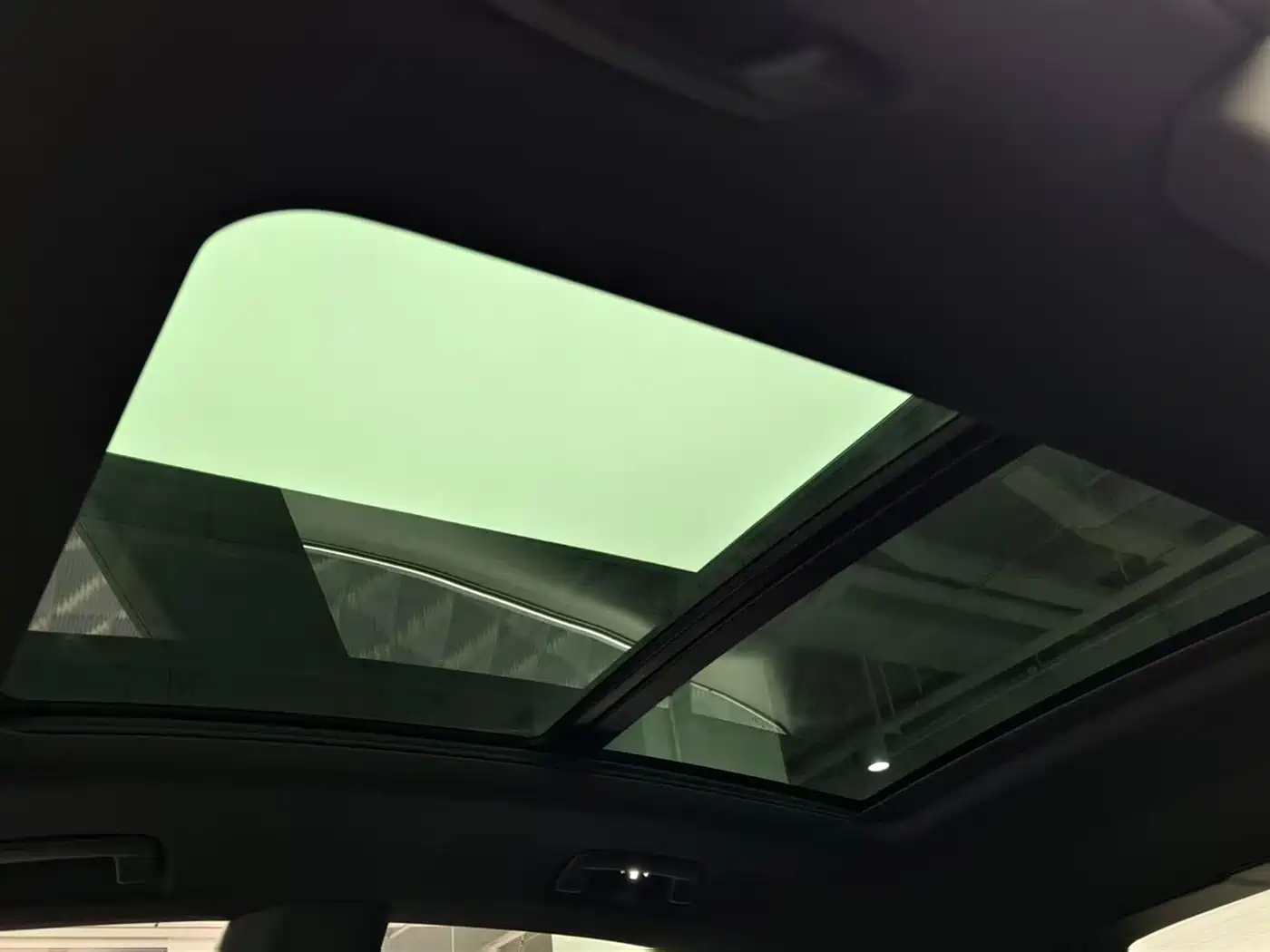 Porsche Macan EV 2024 Macan 4 фото 13