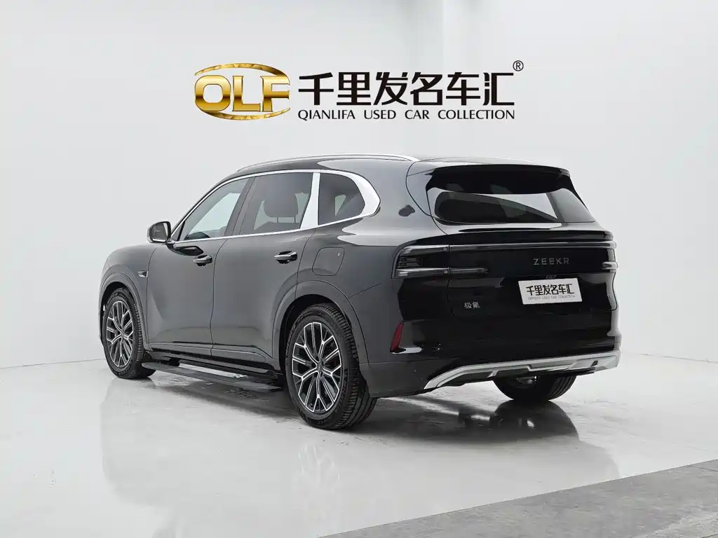ZEEKR 8X 2026