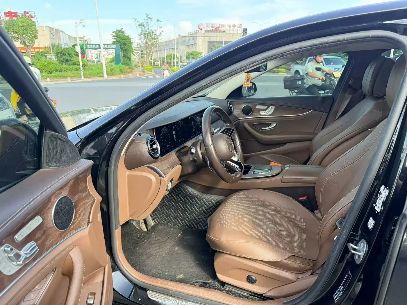 Mercedes-Benz E-Class 2021 E 300 L Fashion фото 2