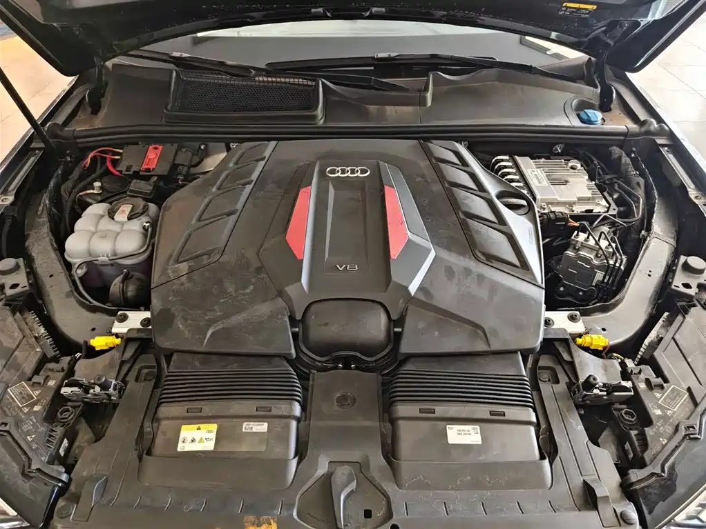 Audi SQ7 2025 2024 4.0 TFSI