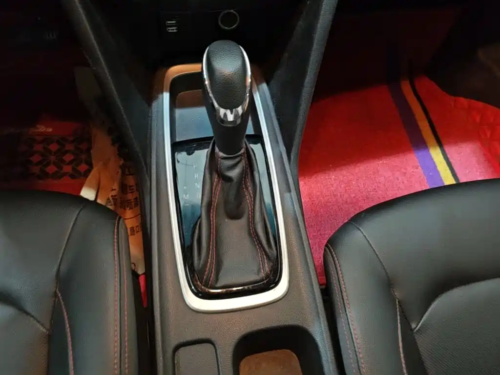 Chevrolet Monza 2019 RS 330T Auto Smooth Edition China VI фото 14
