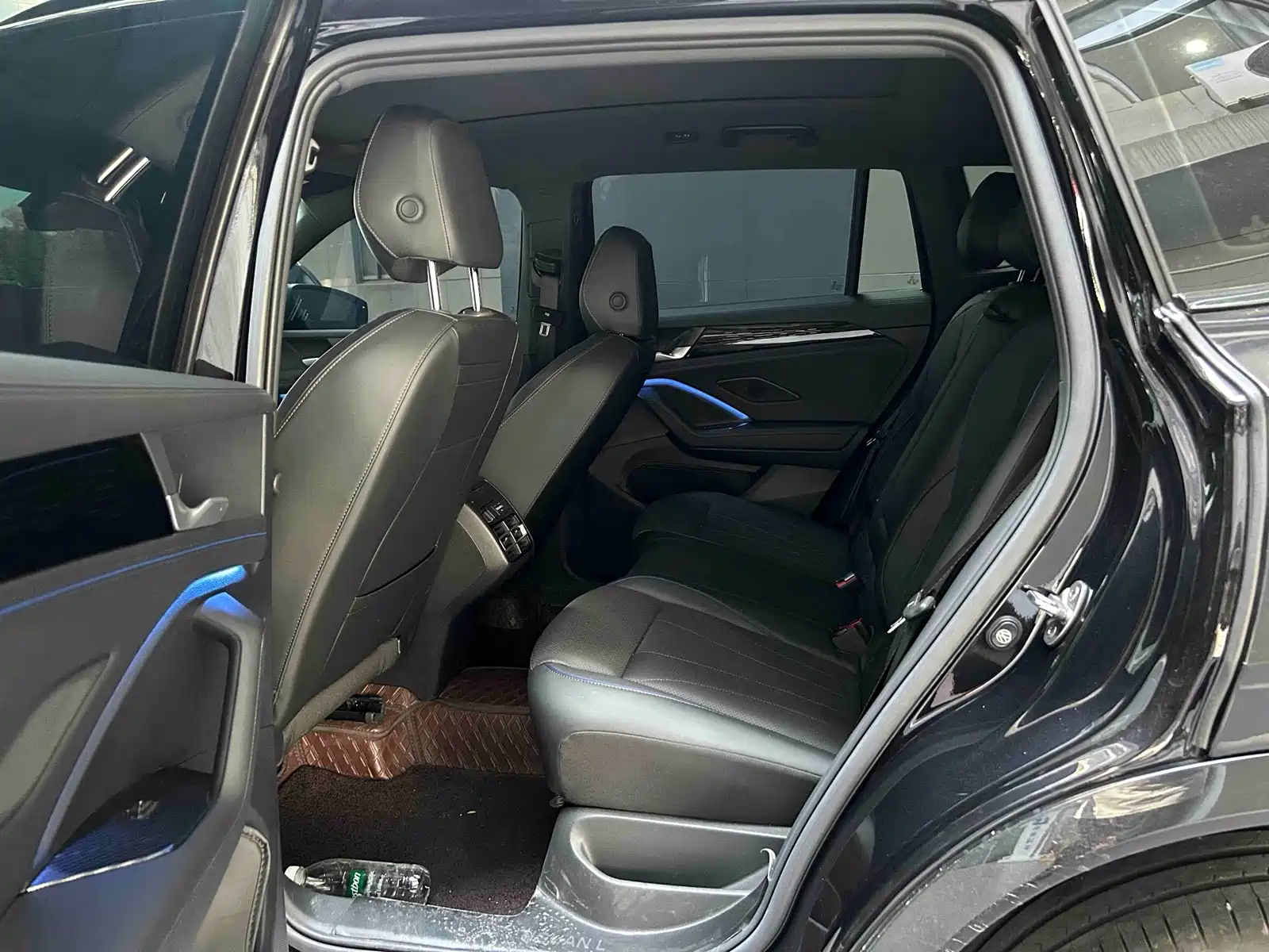 صورة 5 - Volkswagen Tiguan L