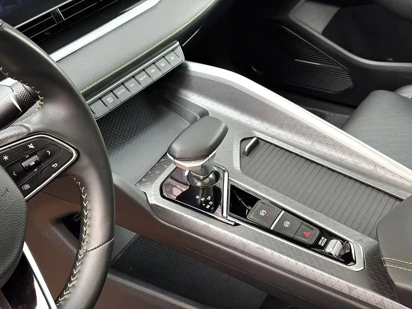 Фото 9 - Geely Xing Rui