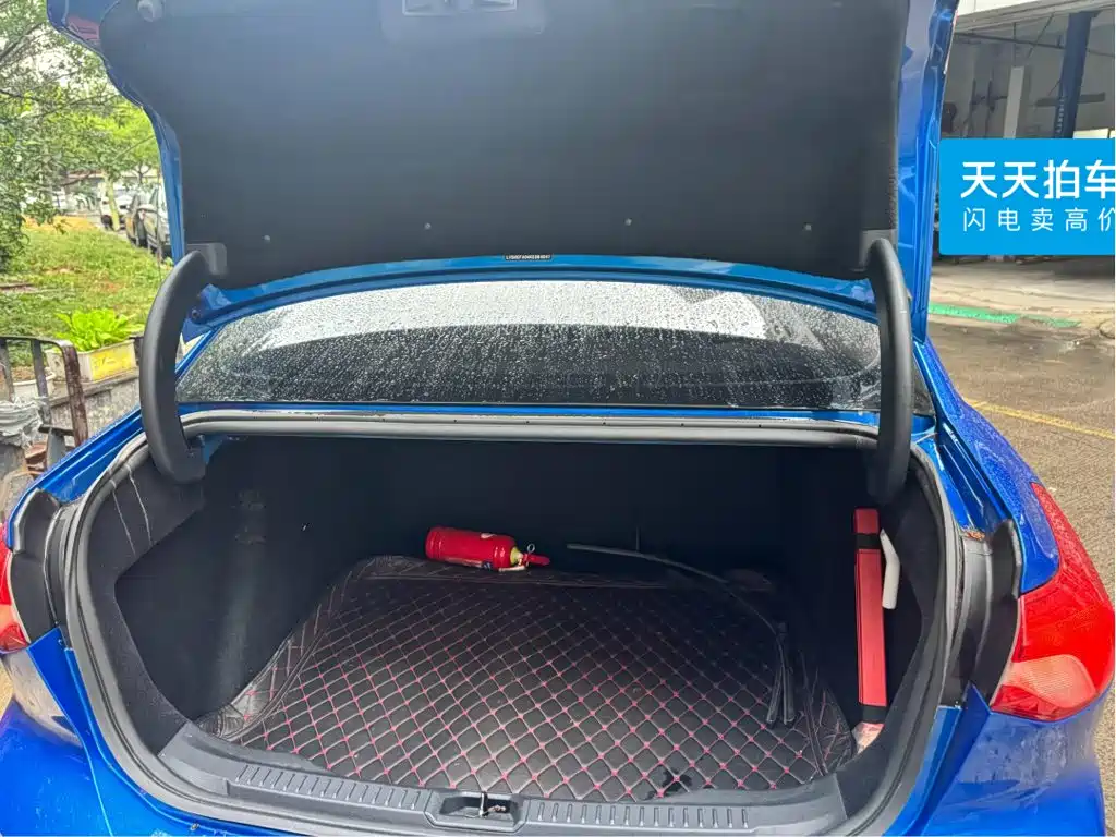 Фото 5 - Ford Focus