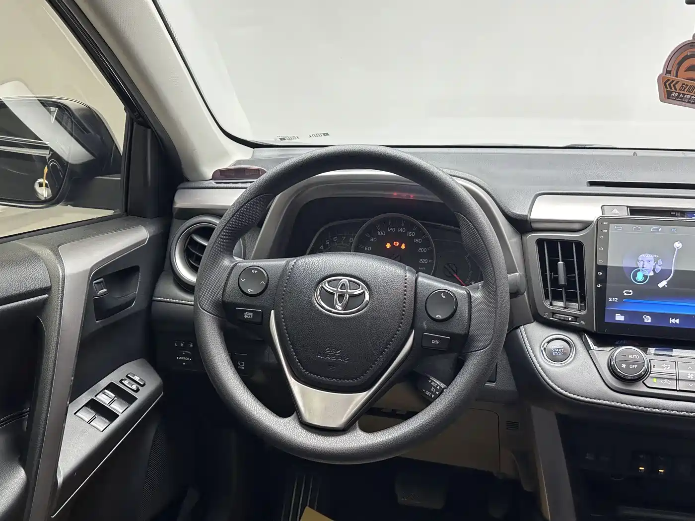 Toyota RAV4 Rongfang 2019 2.0L CVT 2WD Trend Edition China VI фото 14