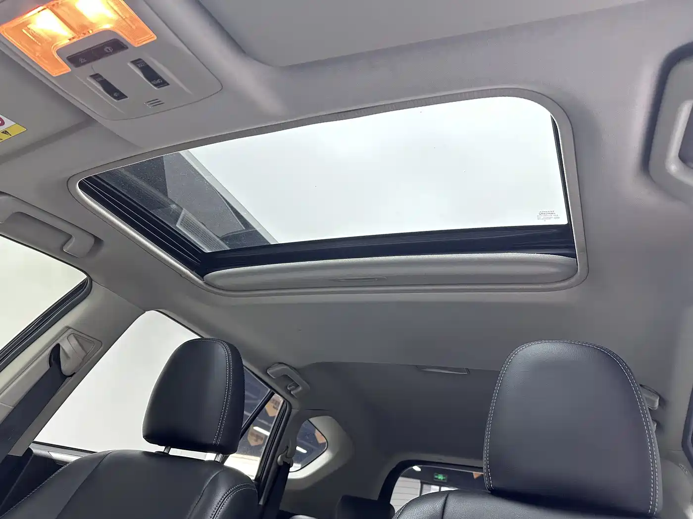 Toyota RAV4 Rongfang 2019 2.0L CVT 2WD Trend Edition China VI фото 15
