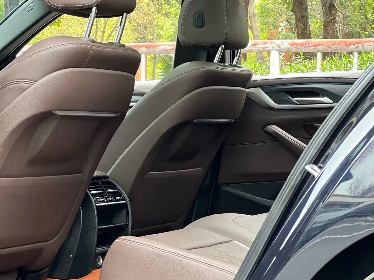 BMW 5 SERIES NEW ENERGY