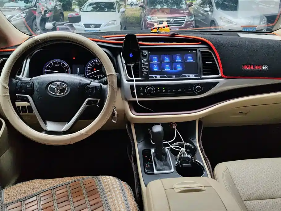 Toyota Highlander 2017 2.0T 4WD Elite 7-Seater фото 12