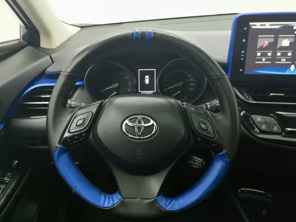 Toyota C-HR, миниатюра 11