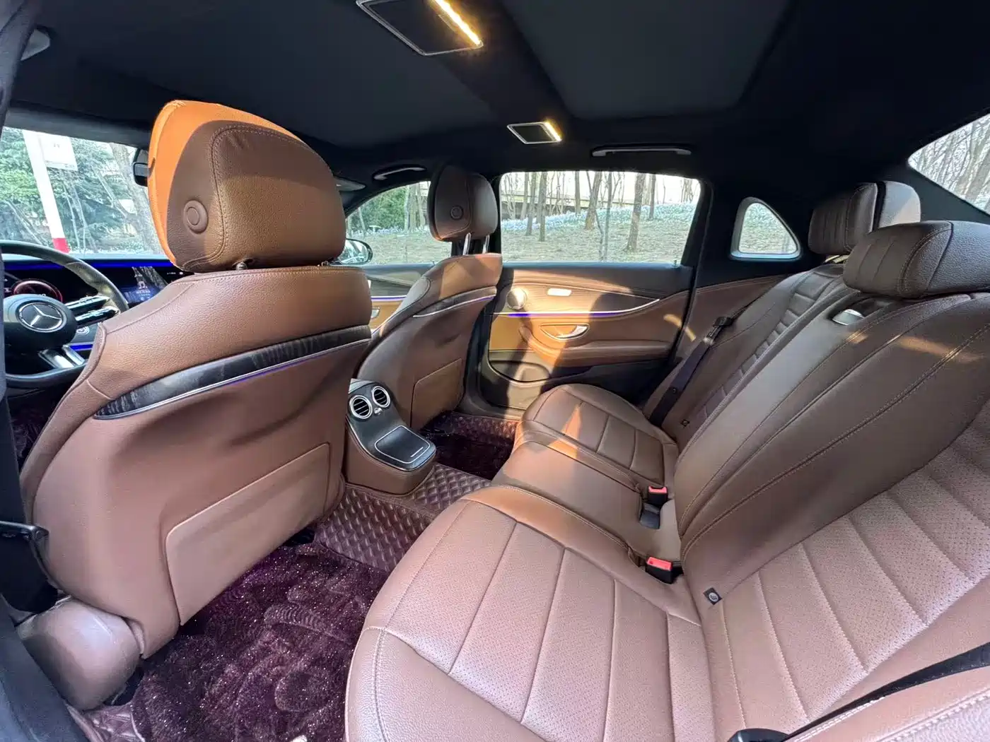 MERCEDES-BENZ E CLASS