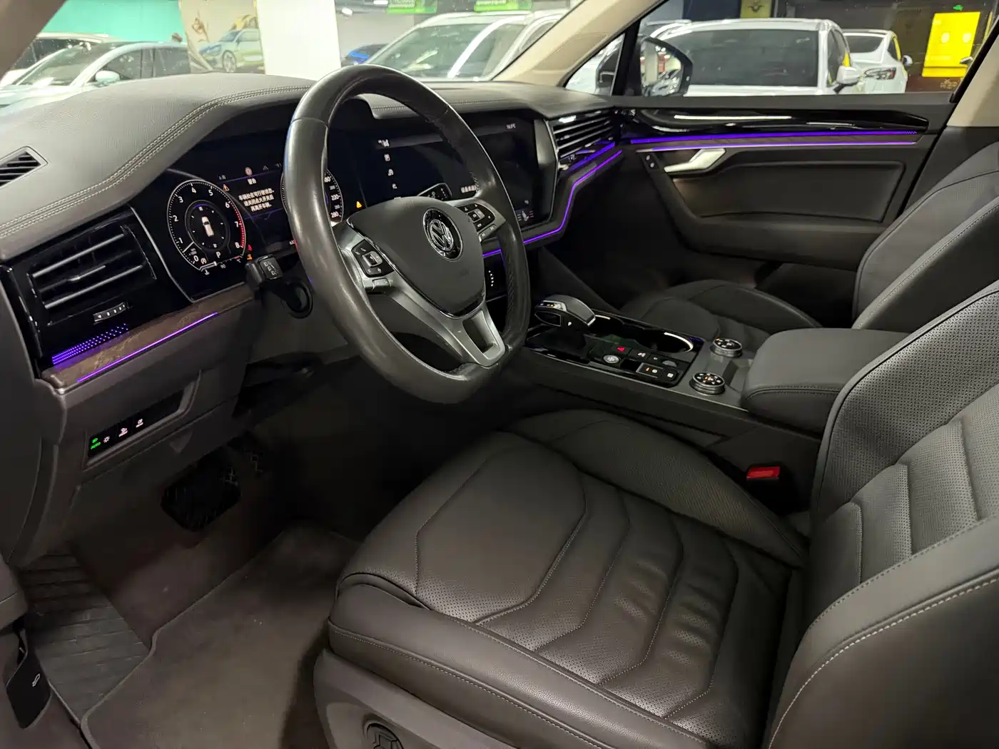Volkswagen Touareg 2020 3.0TSI Enjoyment Edition China VI фото 10