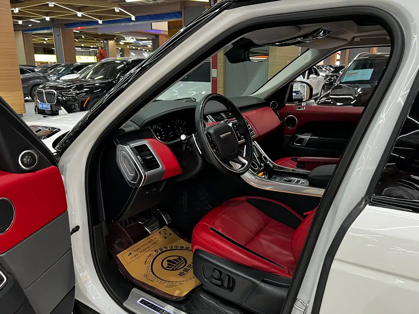 Land Rover Range Rover Sport 2020 3.0 L6 HSE DYNAMIC фото 7