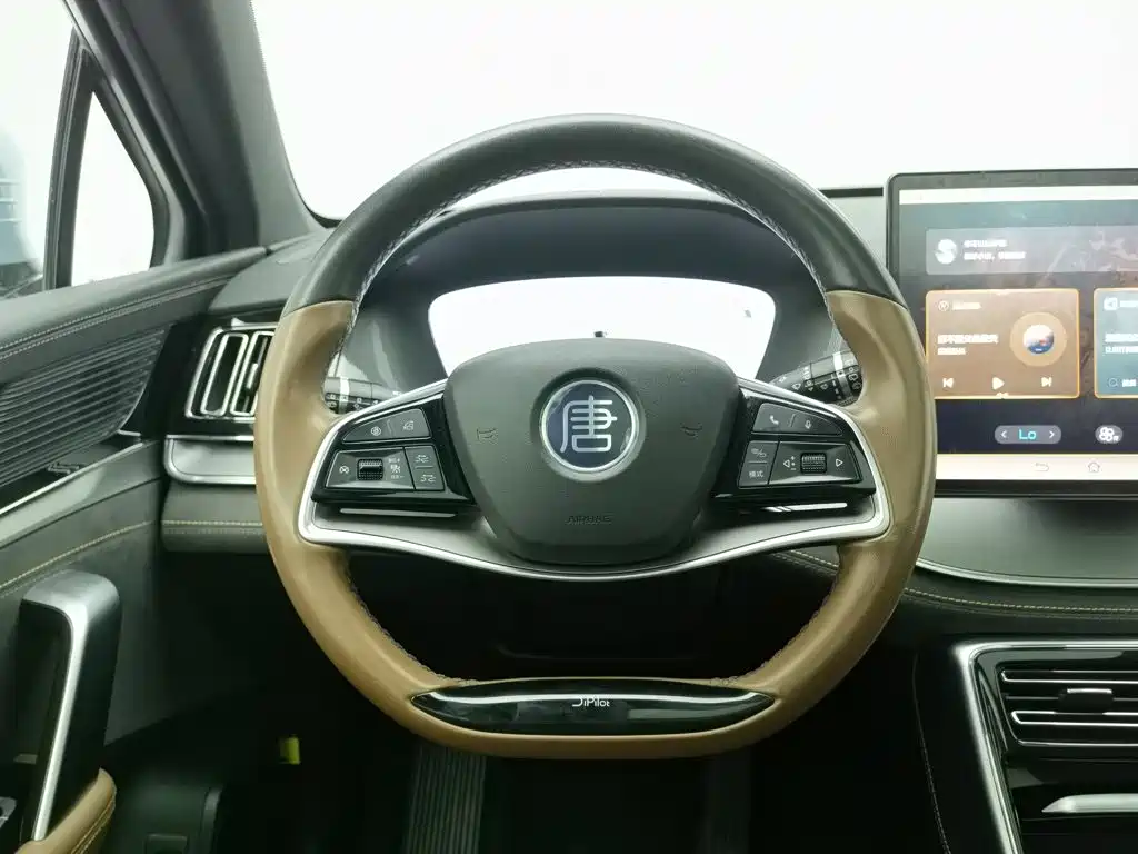 BYD Tang, миниатюра 11