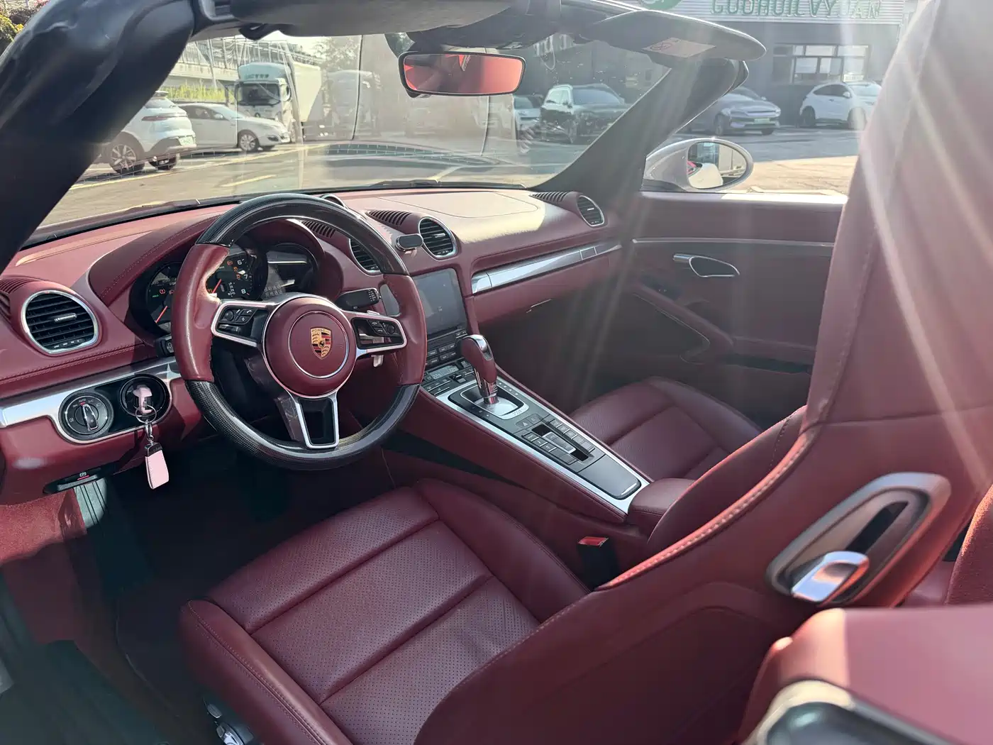 Porsche 718 2018 Boxster 2.0T фото 12