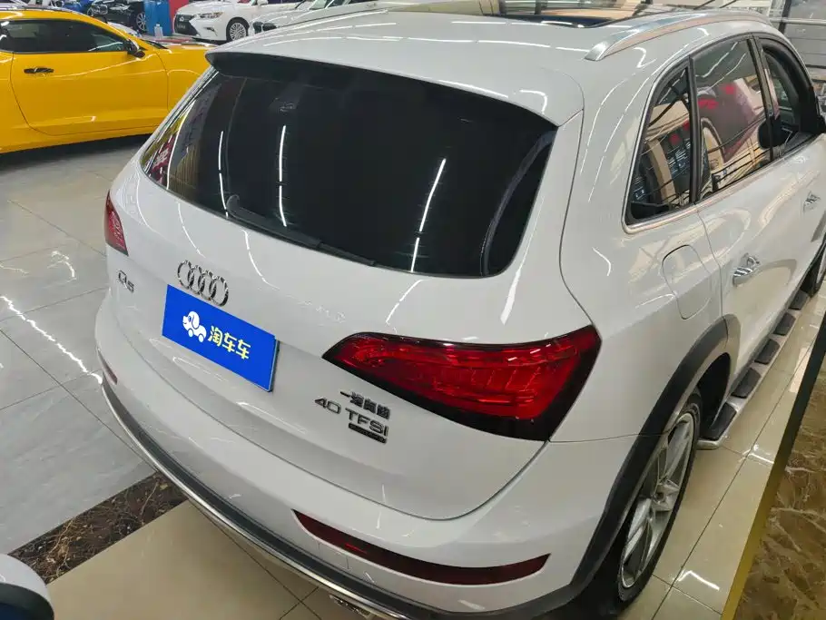 Audi Q5 2018 2017 Plus 40 TFSI Technology