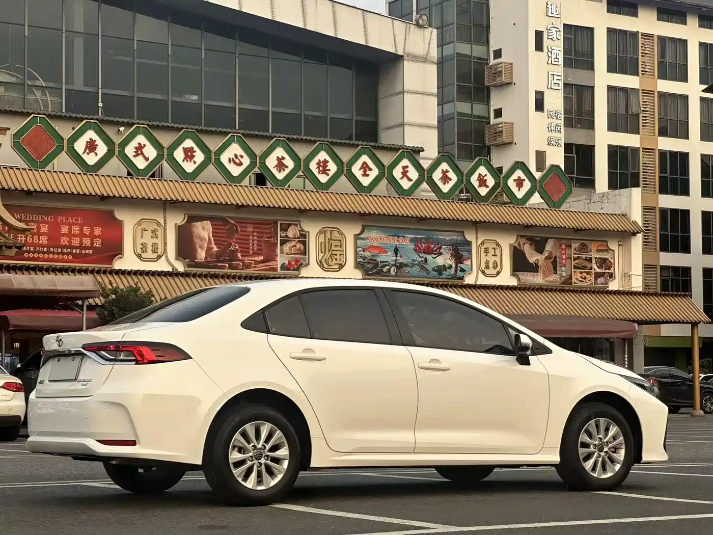 Toyota Corolla 2023 1.2T Pioneer Edition фото 10