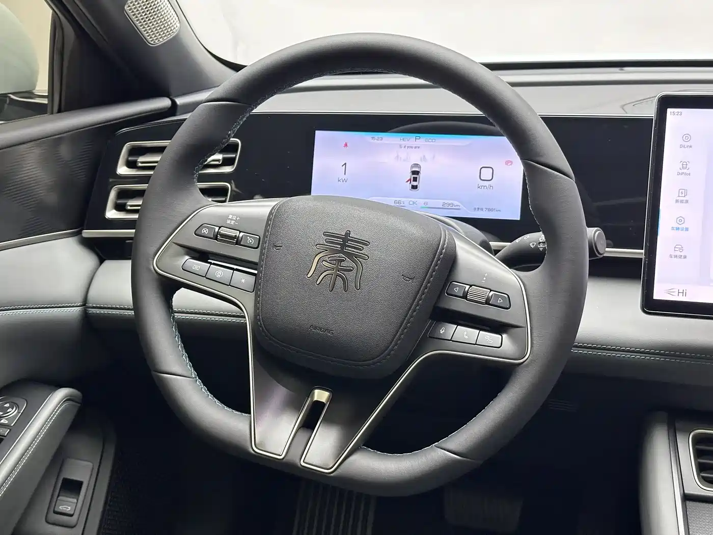 BYD Qin L 2024 DM-i 120KM Leading фото 13